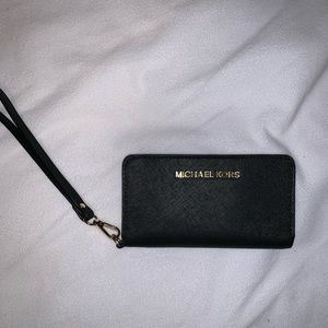 Michael Kors Wristlet